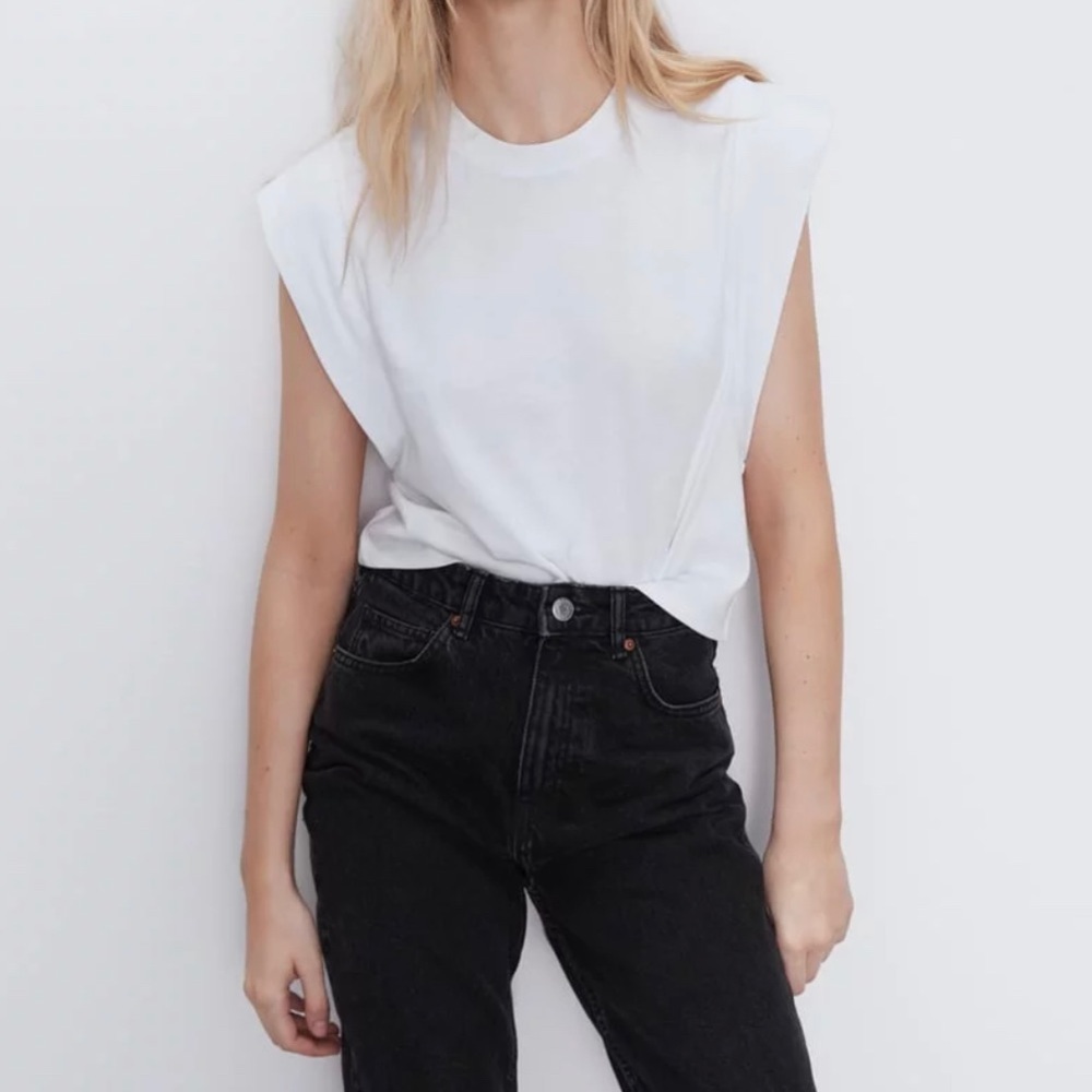 Zara shoulder pad top
